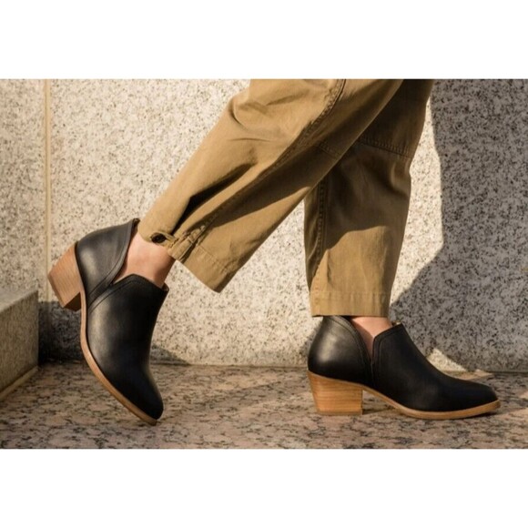 NISOLO Mia Ankle Boots Boots Black Leather Size 6.5 NIB $228 - Picture 7 of 9